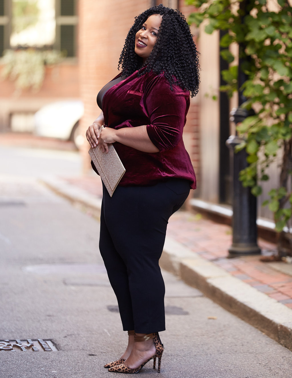 Plus Size Blogger Wearing Velvet Blazer from Modcloth